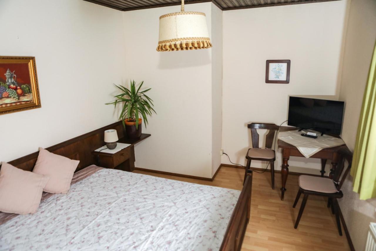 Pension Welserhof Wilfersdorf  Exteriör bild