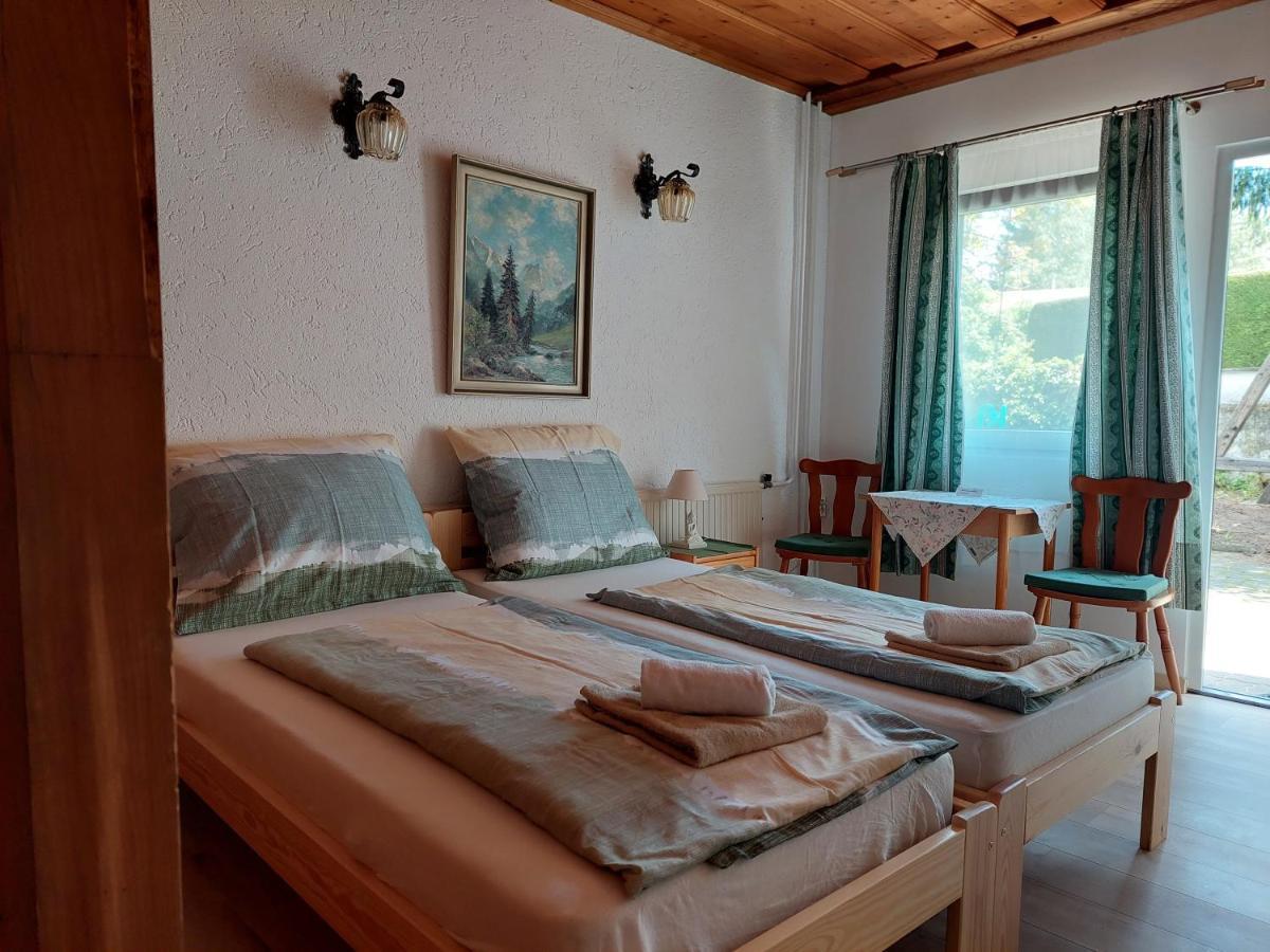 Pension Welserhof Wilfersdorf  Exteriör bild