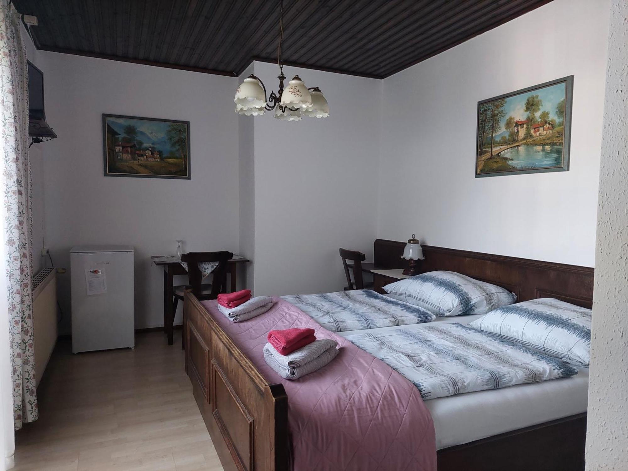 Pension Welserhof Wilfersdorf  Exteriör bild